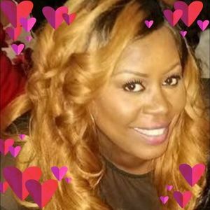 Meet your Posher, Latisha